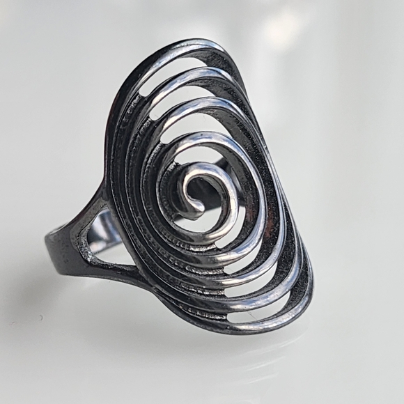 Premier Designs "Groovy" black hematite coated fashion ring size 9 - Picture 8 of 13